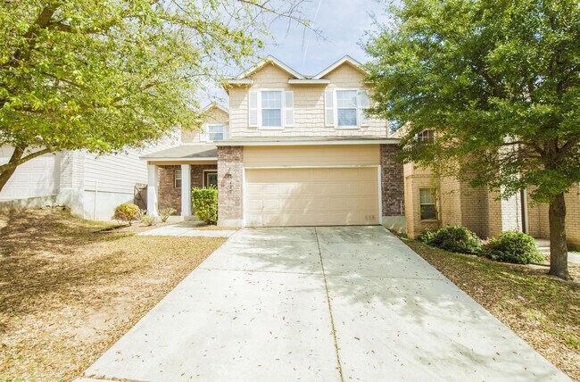 Foto del edificio - GREAT LOCATION***CONVENIENTLY LOCATED TO T...