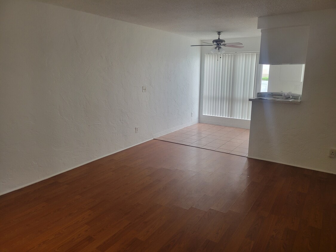 Primary Photo - 1532 257th St