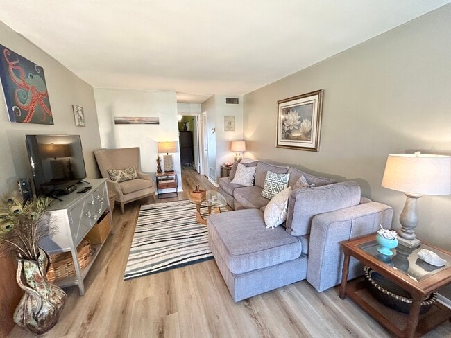 Foto del edificio - 21 Pine Arbor Ln