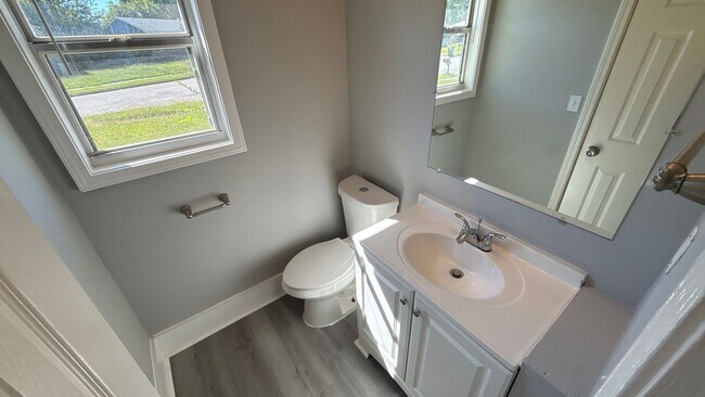 Foto del edificio - 80 Otsego Dr