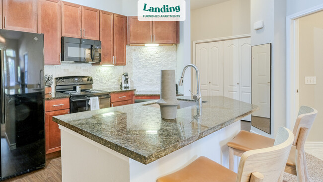 Building Photo - 13801 Napoli Dr