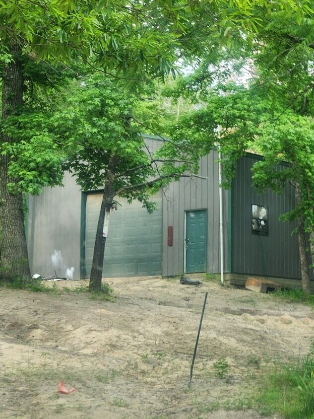 Building Photo - 3413 AR-56