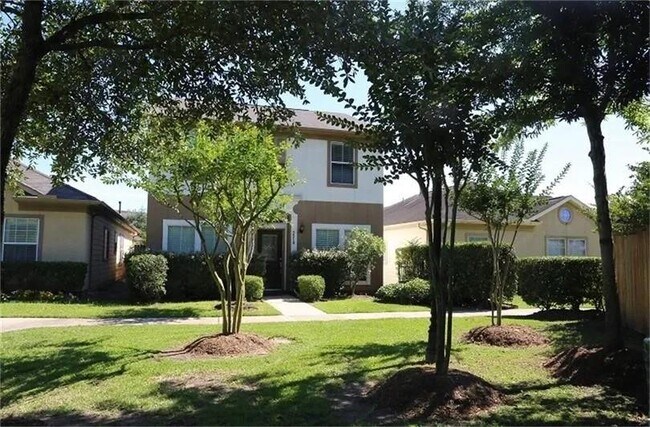 Foto del edificio - 3518 Clearview Cir