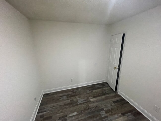 Building Photo - Cypress4110