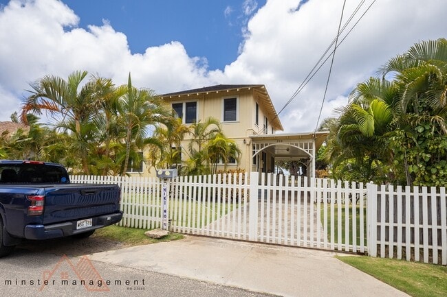 Building Photo - 218 Paiko Dr
