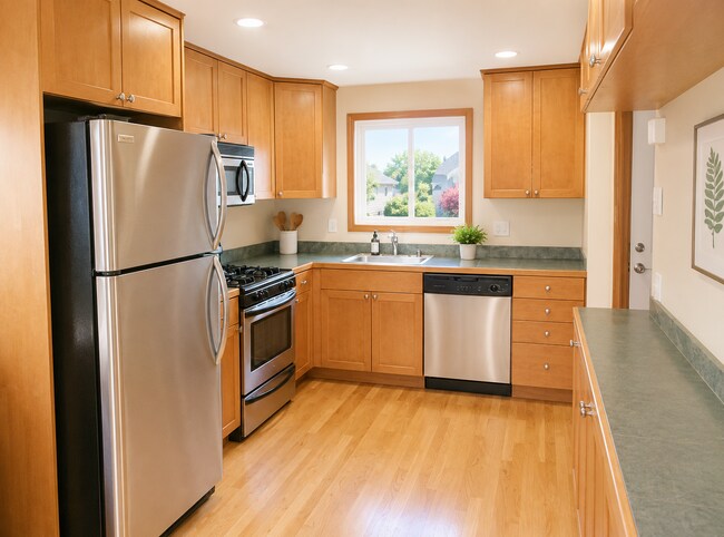 Building Photo - West Seattle Townhome