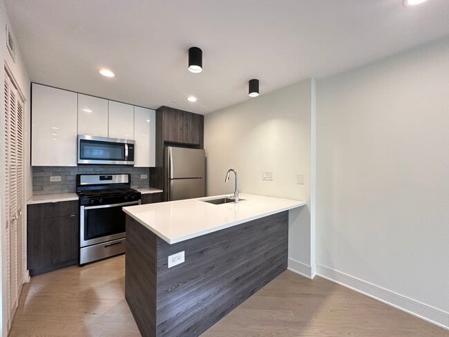Foto del edificio - 843 W Grace St