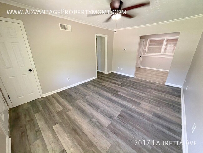 Foto del edificio - 2017 Lauretta Ave