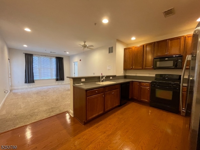 7213 Coventry Ct Unit 7213, Riverdale, NJ 07457 Room for Rent in