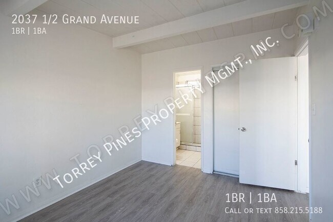 Foto del edificio - 2037 1/2 Grand Avenue-