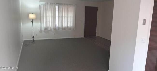 Foto del edificio - 4027 Everett Ave