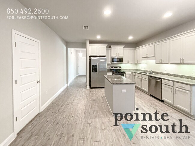 Building Photo - $200 OFF 1st Full Month's Rent