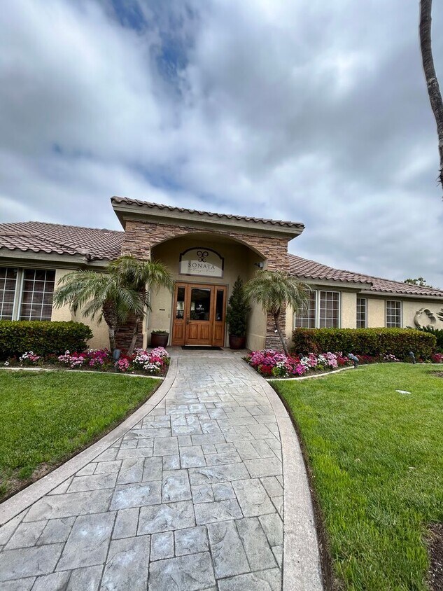 Foto principal - **AVAILABLE NOW*** One of the most desirab...