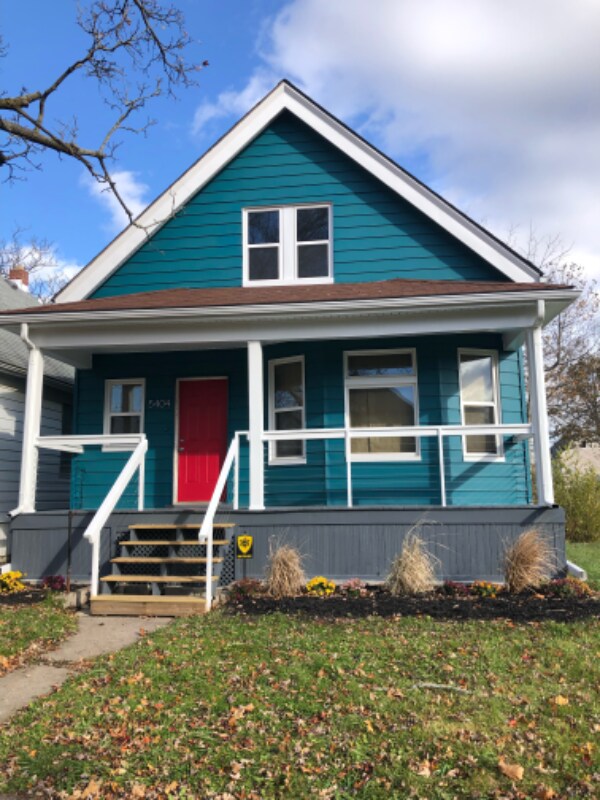 Primary Photo - 5404 Crane St
