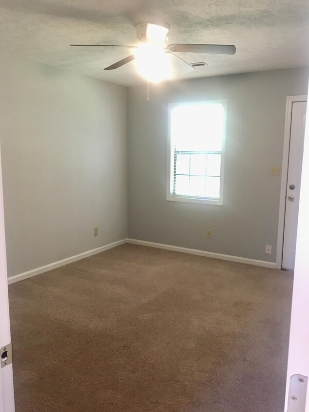 Foto principal - 1192 Homestead Garden Ct