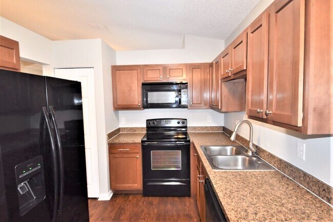 Building Photo - 775 Monroe Harbor Pl