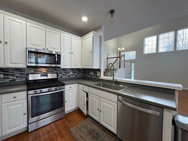 Foto del edificio - 3029 Peachtree Cir