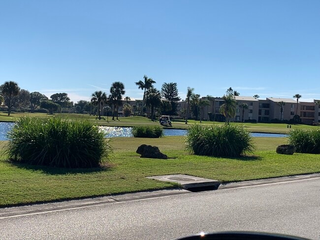Foto del edificio - 3645 Boca Ciega Dr