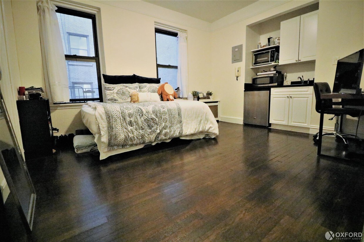 Foto principal - 22 West 77th Street