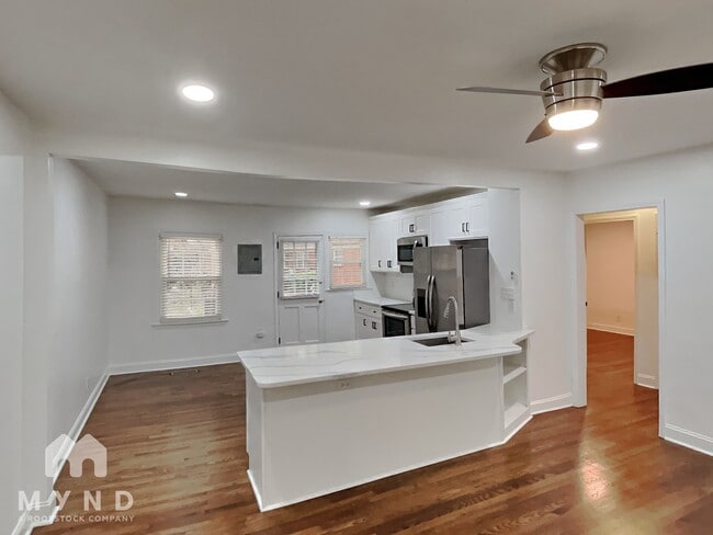 Foto del edificio - 1416 Whilden Pl