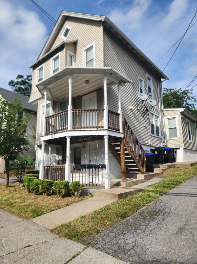 Foto del edificio - 157 N Clinton St