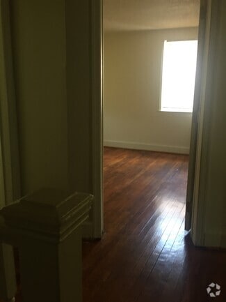 Building Photo - 4125 Fairfax Rd