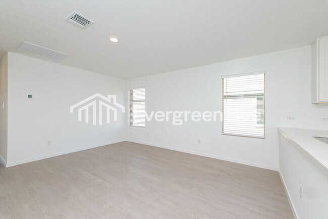 Foto del edificio - 12512 Huntington Rdg Wy