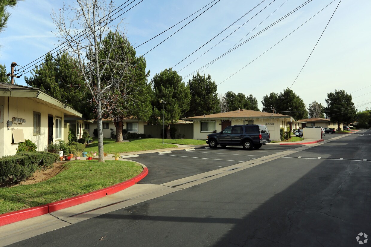 Orange Villas Apartments In Orange Ca Westside Rentals