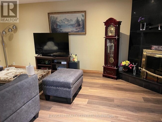 Building Photo - 5103 Rising Star Ct