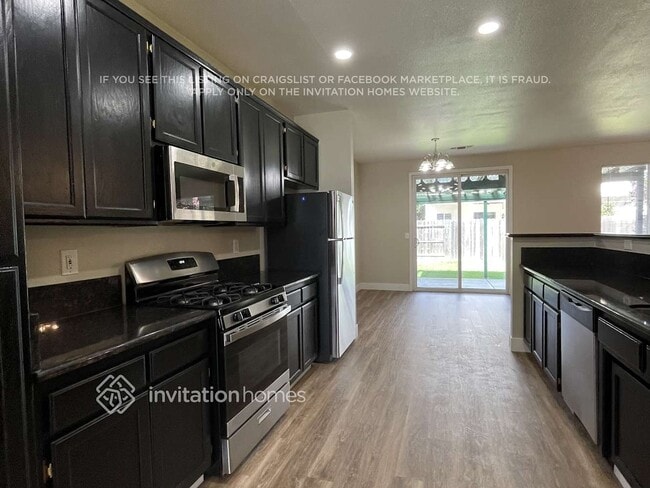 Foto del edificio - 1531 Berkshire Dr