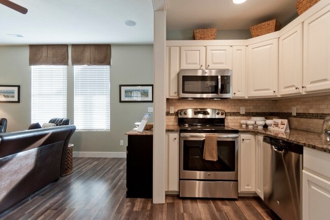 Building Photo - 869 Pantani Ct
