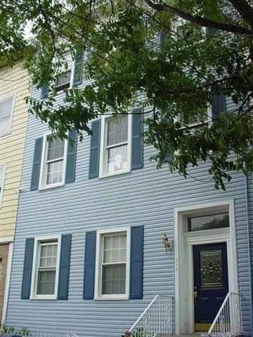 Primary Photo - 334 Pavonia Ave