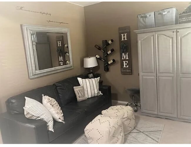 Building Photo - 11020 E Shepperd Ave