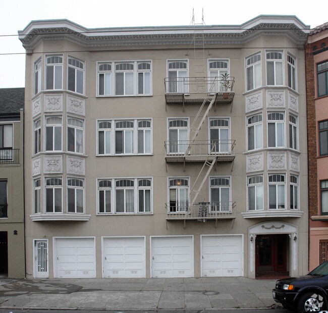 Building Photo - 3565 Fillmore St