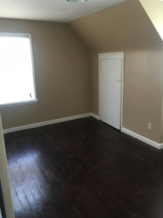 Foto del edificio - 18605 Kelly Rd