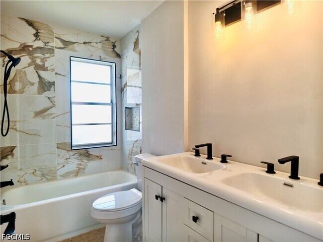 Foto del edificio - 1429 SE 44th St