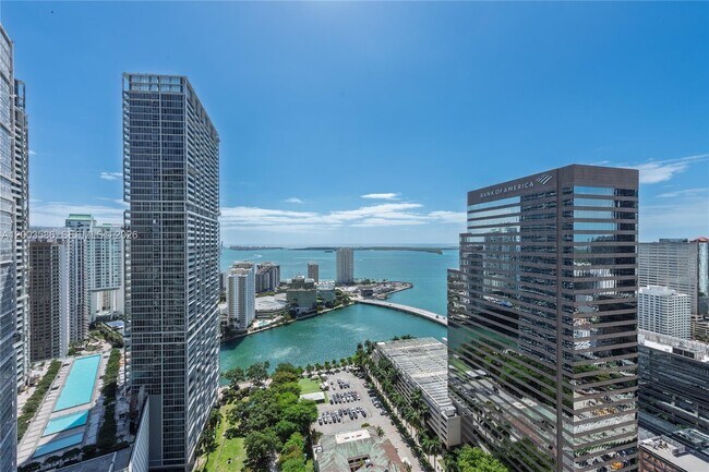 Building Photo - 500 Brickell Ave