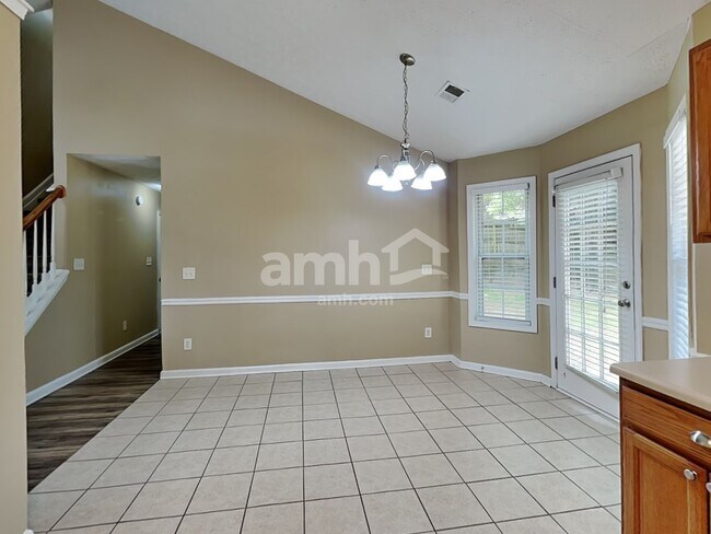 Foto del edificio - 3174 Baymount Way