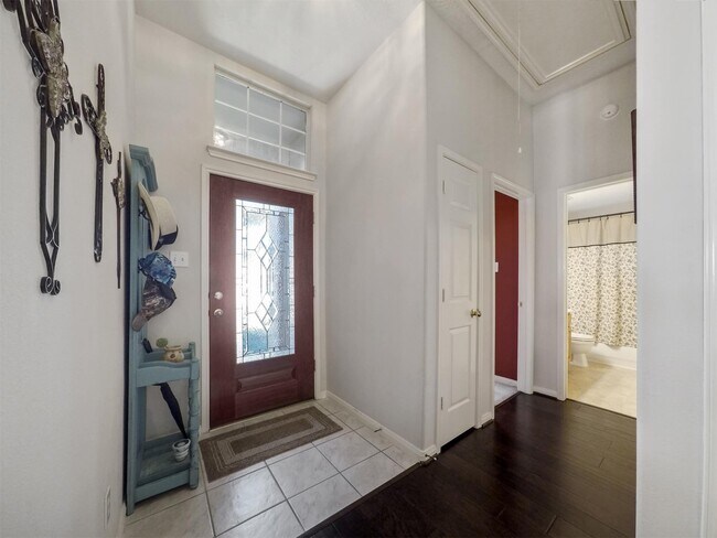 Foto del edificio - 5718 Indigo Trails Dr