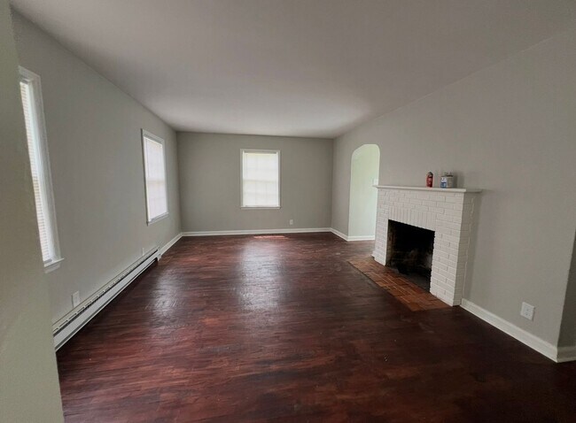 Foto del edificio - 2 bedroom, 1 bath house