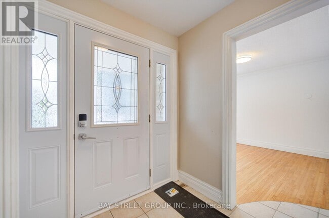 Building Photo - 2207 Sunnyvale Dr