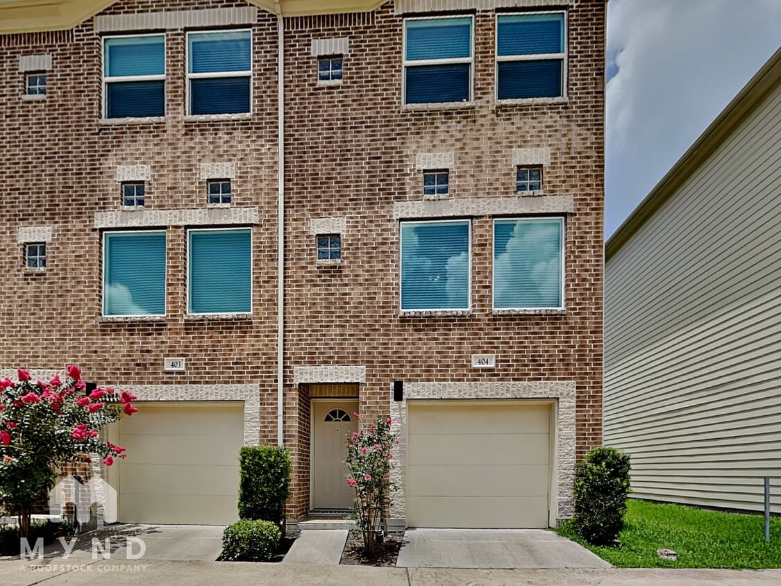 Foto principal - 8705 Bryam St