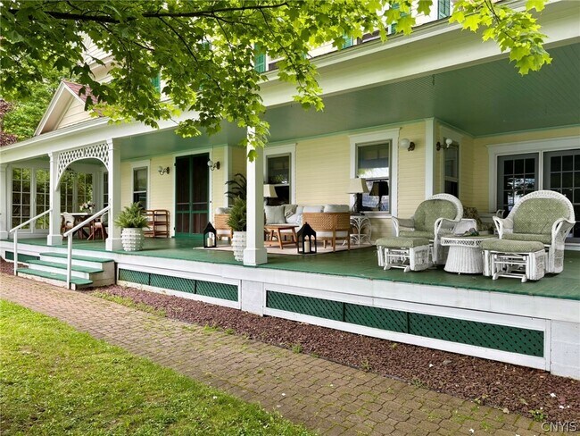 Foto del edificio - 1870 W Lake Rd