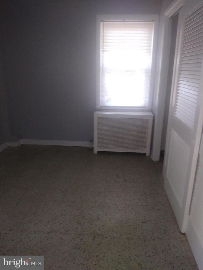 Foto del edificio - 313 N Maple Ave