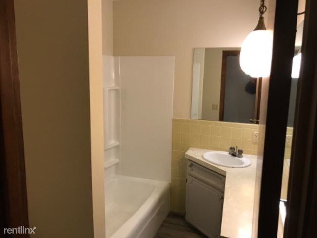 Foto del edificio - 1205 W 24th Ave