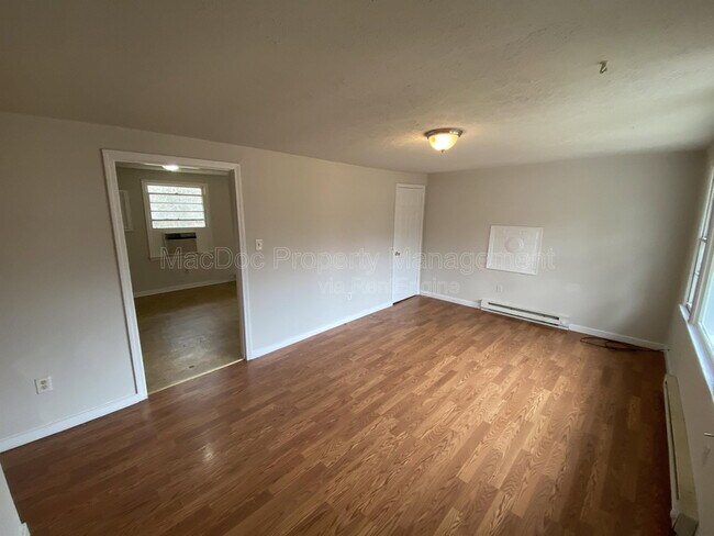 Building Photo - 7258 Twin Cedars Dr