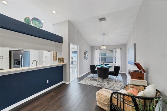 Foto del edificio - 4612 Deer Trail Blvd