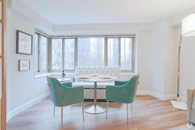 1HAB, 1 BA - Sala de estar/comedor - 1350 North Lake Shore Drive