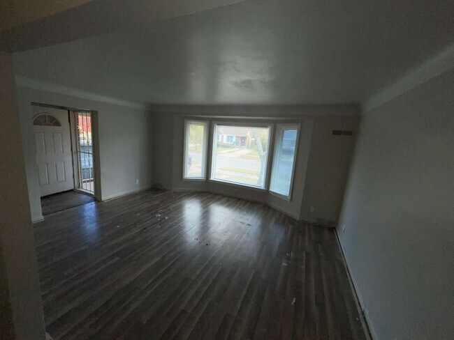 Foto del edificio - 9083 Grandville Ave