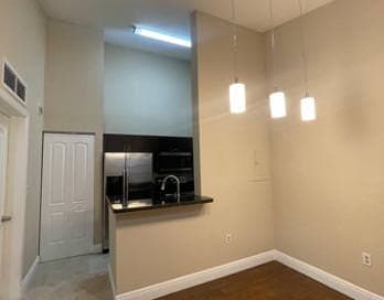 Photo - 2850 N Oakland Forest Dr Apartment